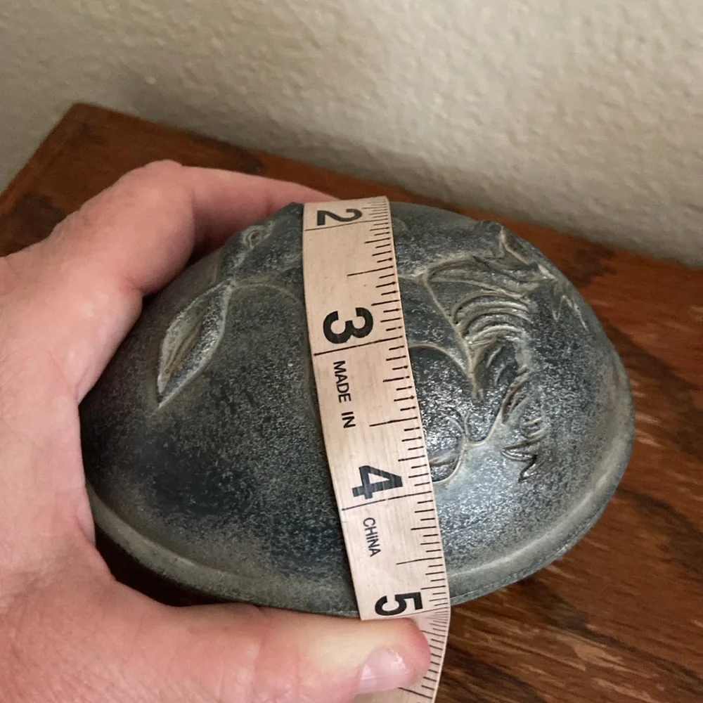 NWOTS Gray Black Resin Molded Rabbit Egg Keepsake Box